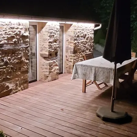 בית נופש La Petite Maison De Marigne *